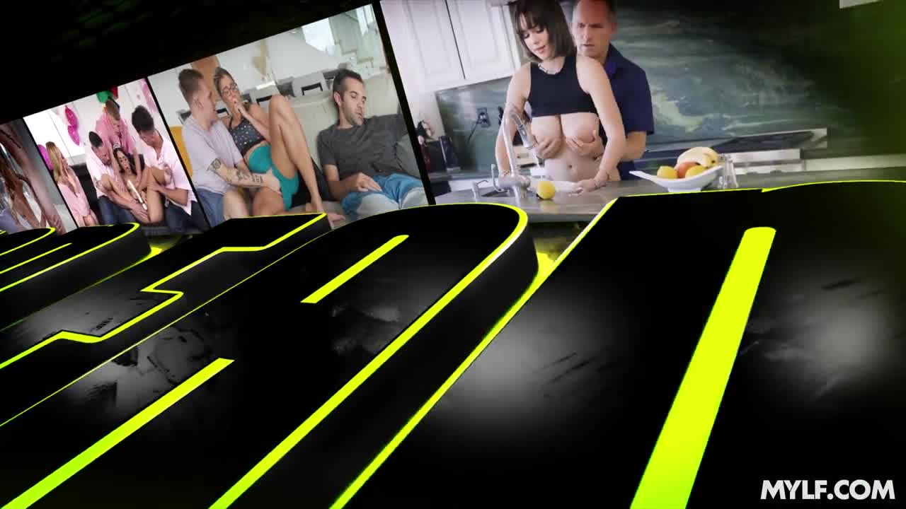 MomDrips Scarlett Venom WRB - Porn video | ePornXXX