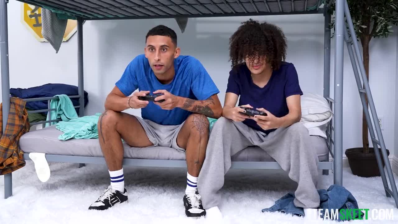 Tomboyz Lucy Foxx WRB - Porn video | ePornXXX