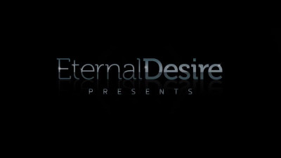 EternalDesire Chloe Moss Liquid Joy WRB
