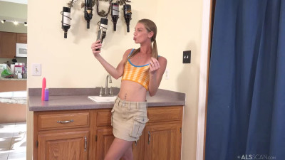 ALSScan Payton Avery Pusssterity WRB
