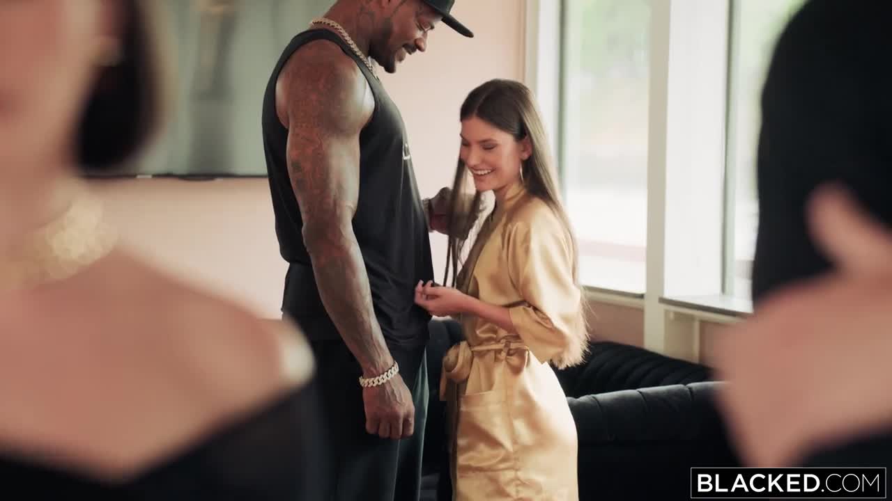 Tushy Eve Sweet In Vogue Part PP - Porn video | ePornXXX