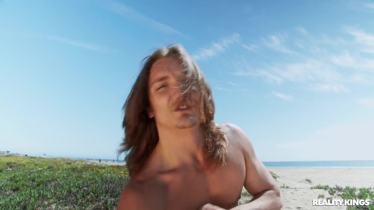 RKPrime Reyna Belle Surfer Dude Bags Bodacious Babe WRB - Porn video | ePornXXX
