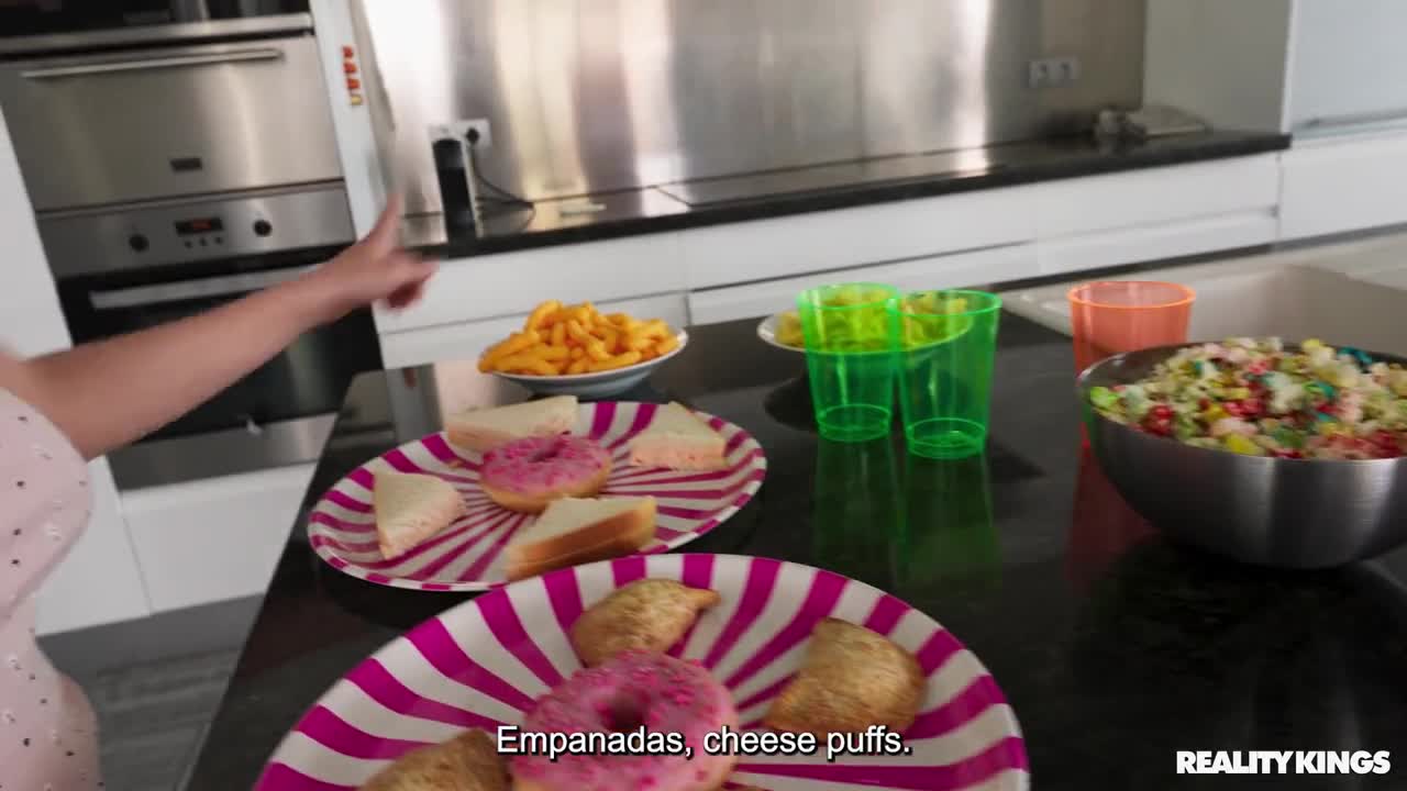 WeLiveTogether Angelique Rose And Ramona Lapiedra Please Cum Over WRB - Porn video | ePornXXX