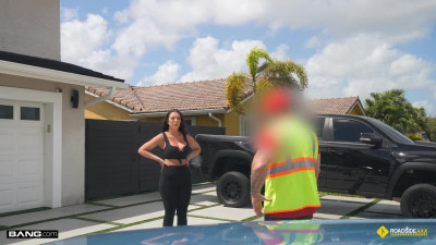 Bang RoadSide Elizabeth Skylar WRB