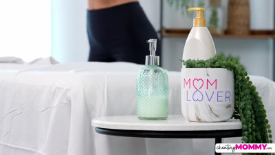 CheatingMommy Diana Grace Stepmoms Hot Massage WRB