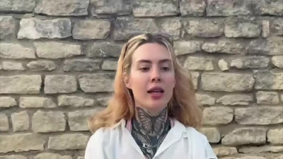 JacquieEtMichelTV Pandora Years Old A More Than Hard Comeback PP