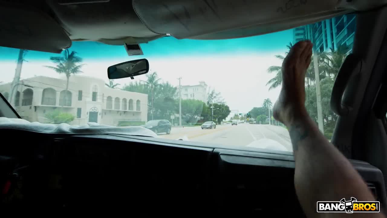 BangBus Kloe Love WRB - Porn video | ePornXXX