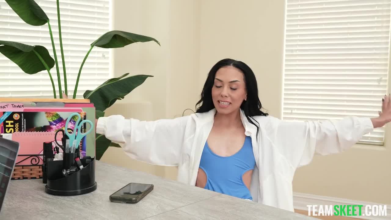 BratTamer Bianca Bangs WRB - Porn video | ePornXXX