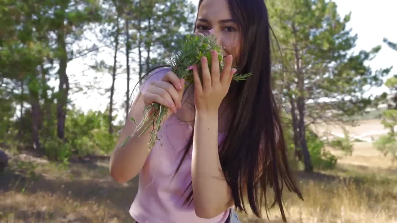 Stunning Siola Annoying Flies WRB - Porn video | ePornXXX