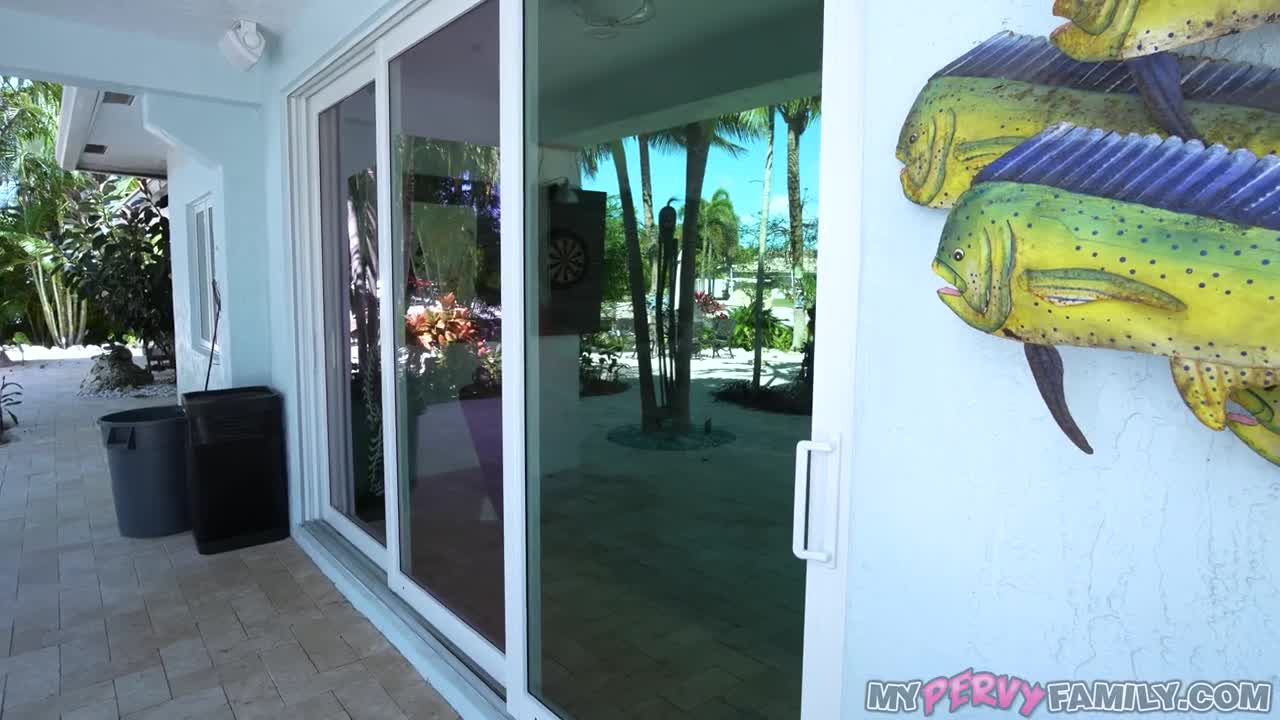 MyPervyFamily Madalina Moon You Like It Where WRB - Porn video | ePornXXX