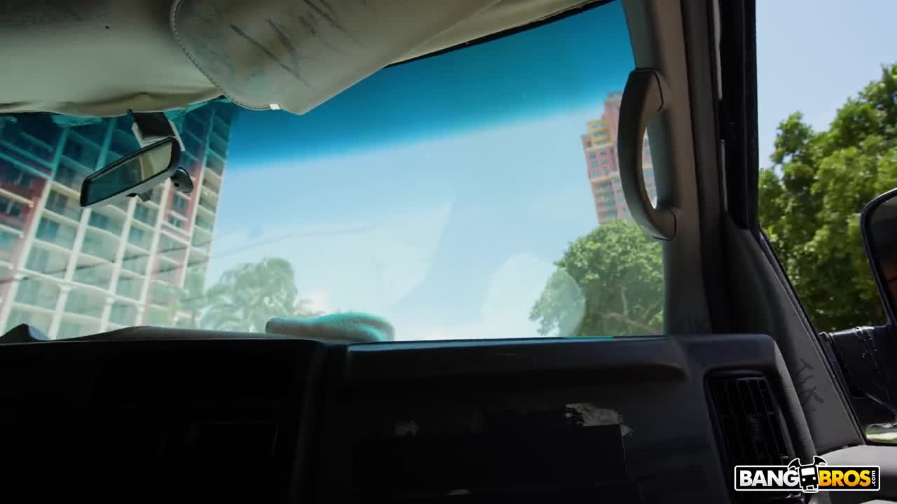 BangBus Tess Thompson WRB - Porn video | ePornXXX