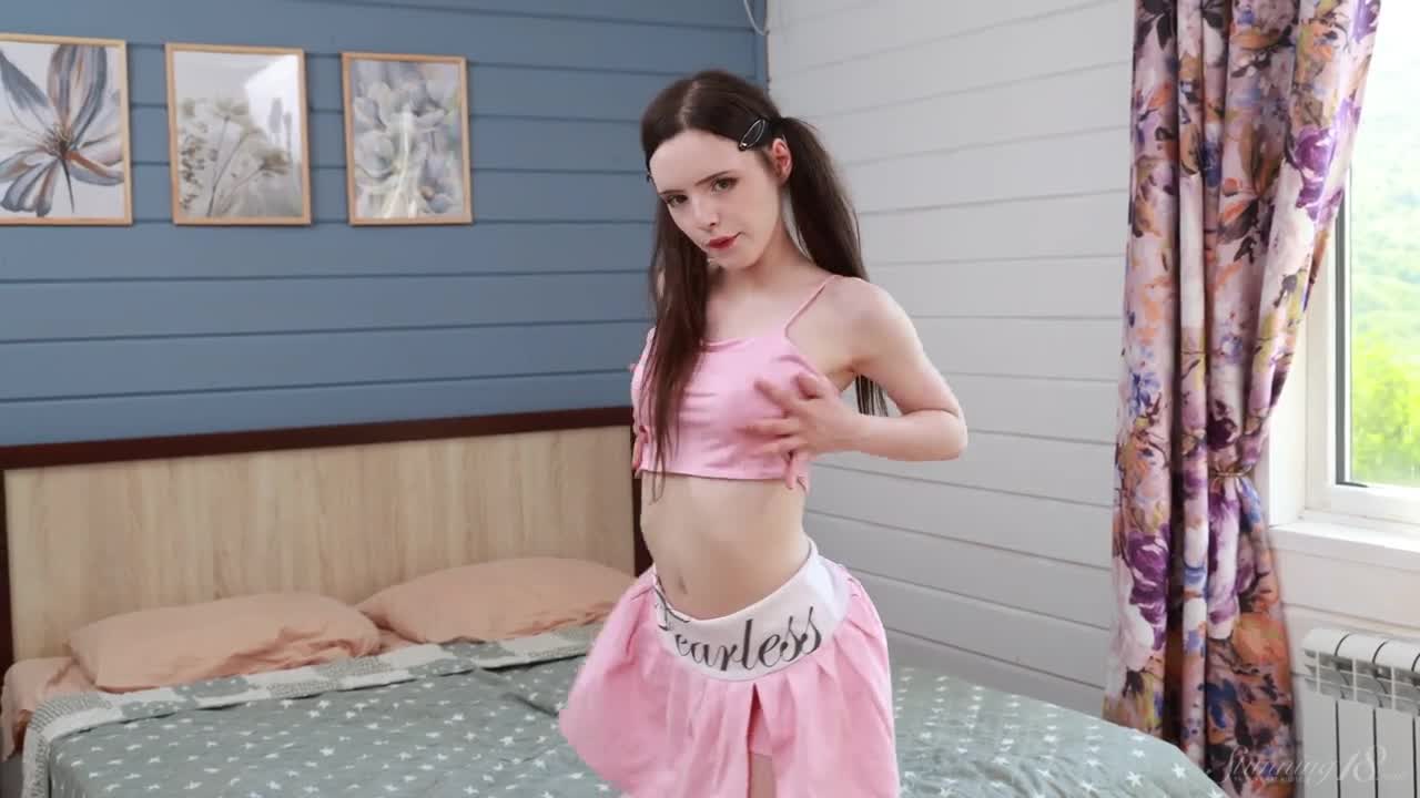 Stunning Dakota Summer House WRB - Porn video | ePornXXX