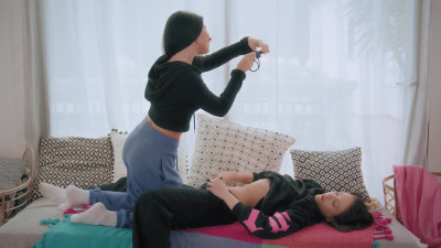 UltraFilms Lily Bella And Vixi Rafi Revealing True Beauty PP