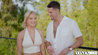 Vixen Annaleigh Reno Stunning Blonde Has Passionate Sex PP