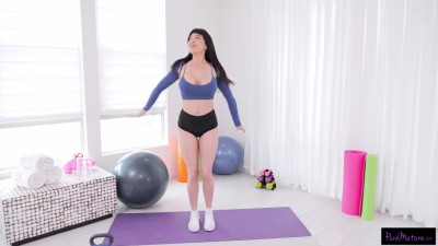 PureMature Little Puck Workout WRB