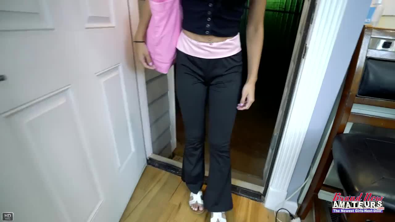 BrandNewAmateurs Latina Liliana yo Braces Back For Yoga And Yogurt WRB - Porn video | ePornXXX