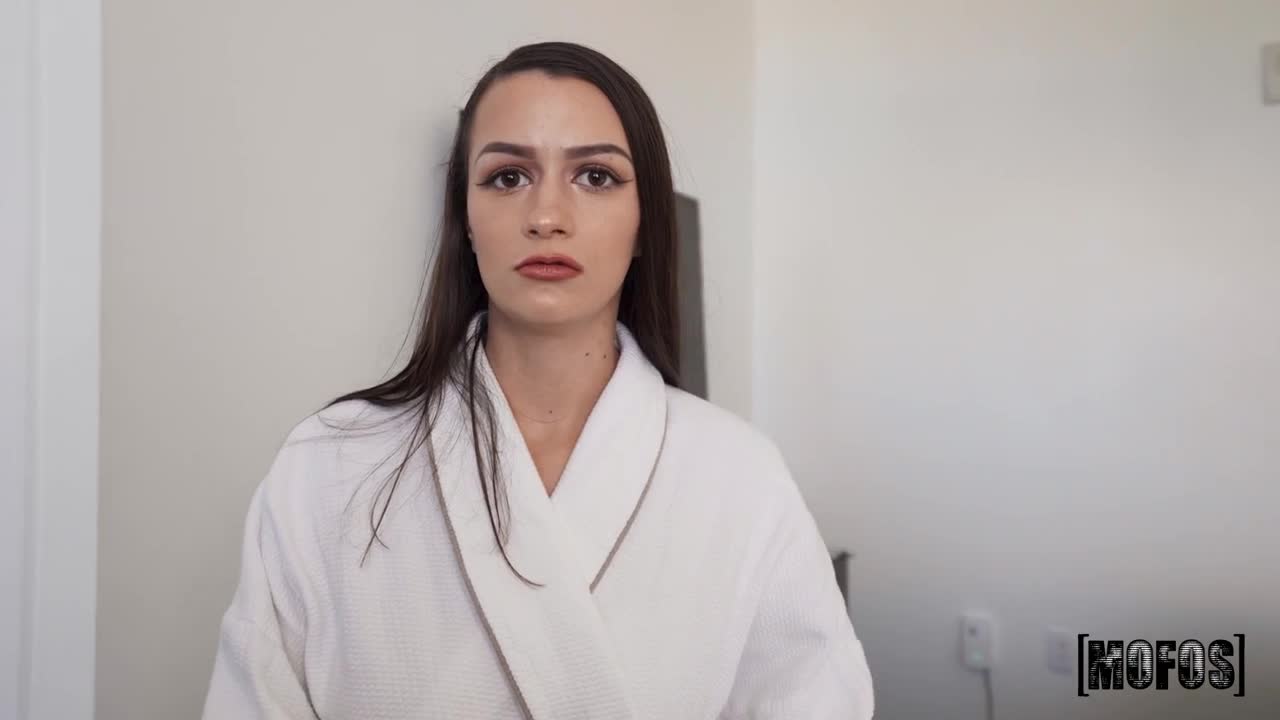 LetsPostIt Summer Renee We Want A Late Check Out WRB - Porn video | ePornXXX