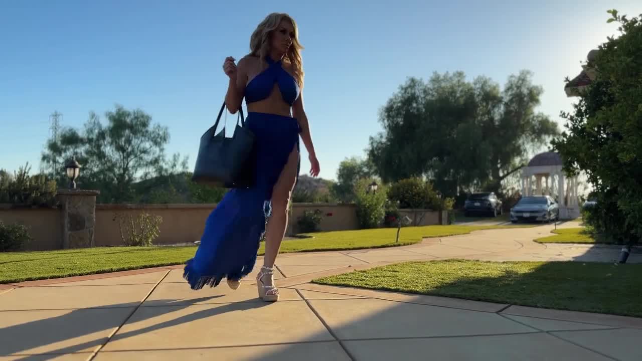 LoveHerFeet Taylor Vixxen And River Lynn Three Is Better Than One PP - Porn video | ePornXXX