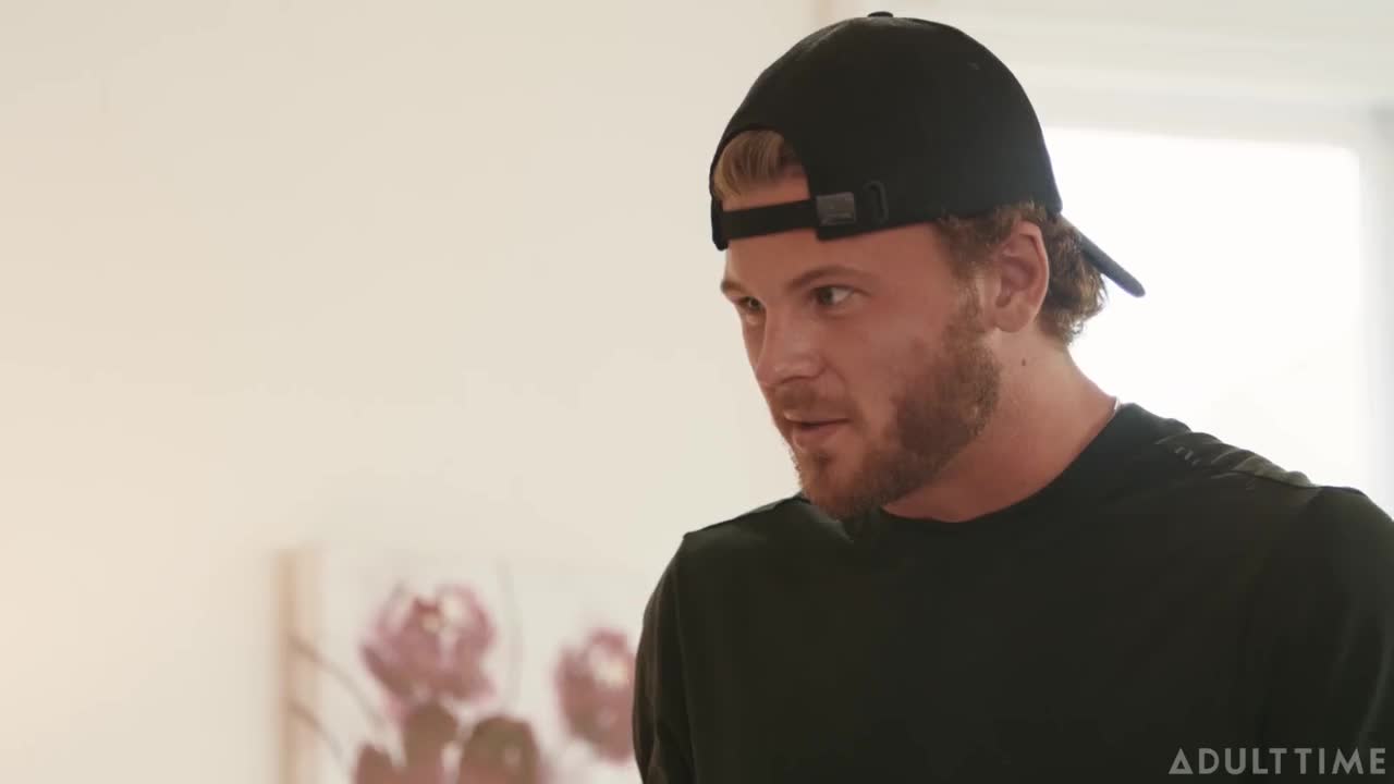 AdultTime Julia James Stepdaughters Sprung A Leak VSEX - Porn video | ePornXXX