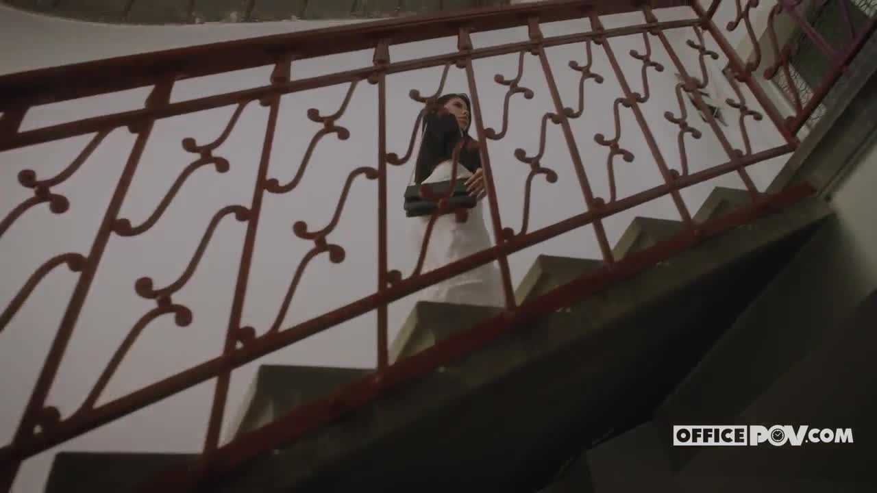 OfficePOV Megan Fiore Lunch Break Quickie WRB - Porn video | ePornXXX