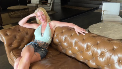 ManyVids Celine Dijjon Yourblondedreamgirl And Apollo Show Her First Ever Sex Tape Hottest Trans Babe TS PP