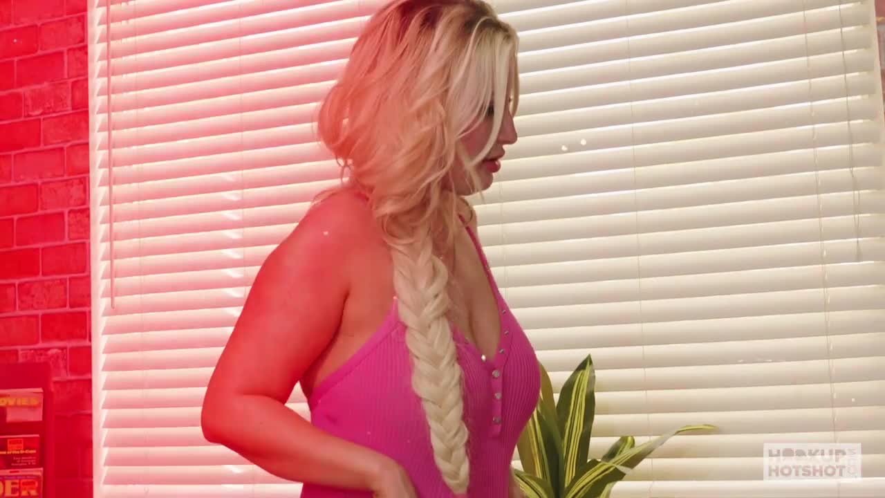 HookupHotshot Episode Tiffani Madison Anal WRB - Porn video | ePornXXX