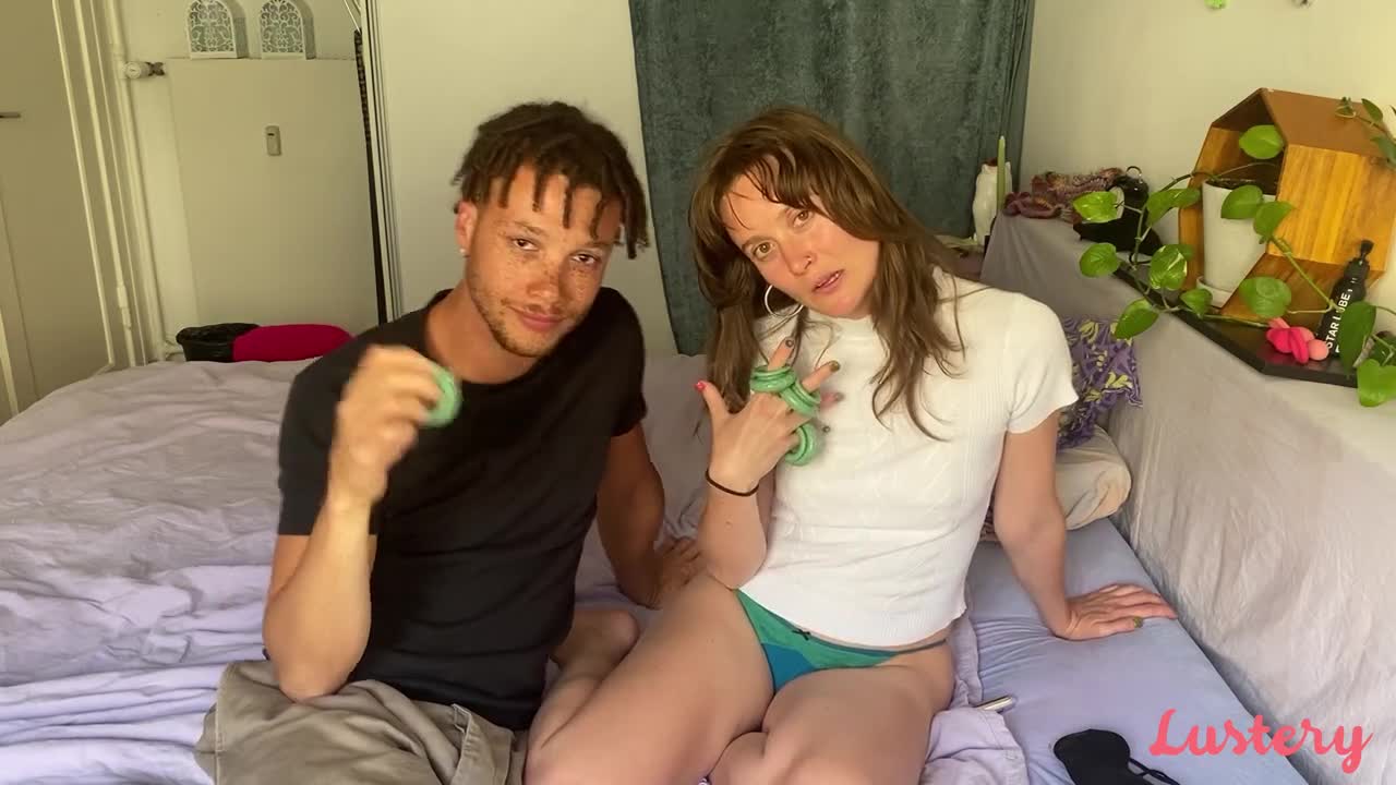 Lustery E Oja And Sugar ToysAhhhUs FETiSH - Porn video | ePornXXX