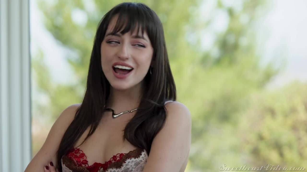 SweetheartVideo Lana Smalls And Ophelia Fae Girls Who Sleep Together WRB - Porn video | ePornXXX