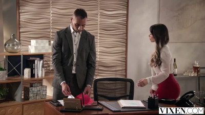 Vixen Aria Lee Naughty Seductress Devours Coworkers Cock PP