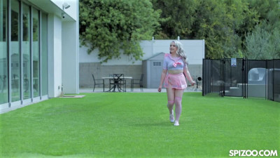 Spizoo Eva Nyx Bubbly Receives Cock Tastic Treatment And Facial PP