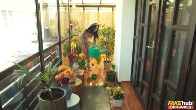 FakehubOriginals Silvia Preslar WRB