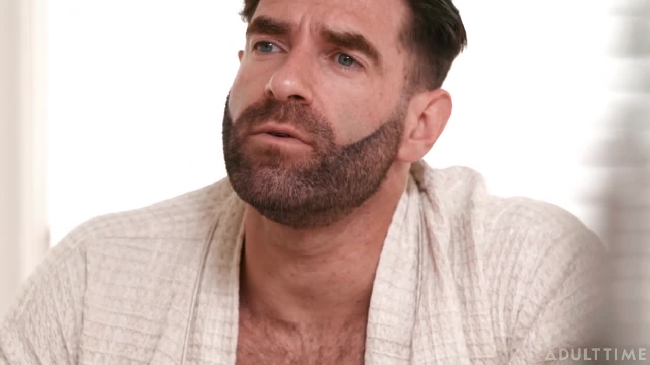 AdultTime Pixie Smalls Almost Caught With My Stepdad VSEX - Porn video | ePornXXX