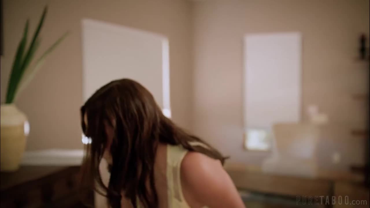 PureTaboo Reagan Foxx Rissa May The Last Train Home VSEX - Porn video | ePornXXX