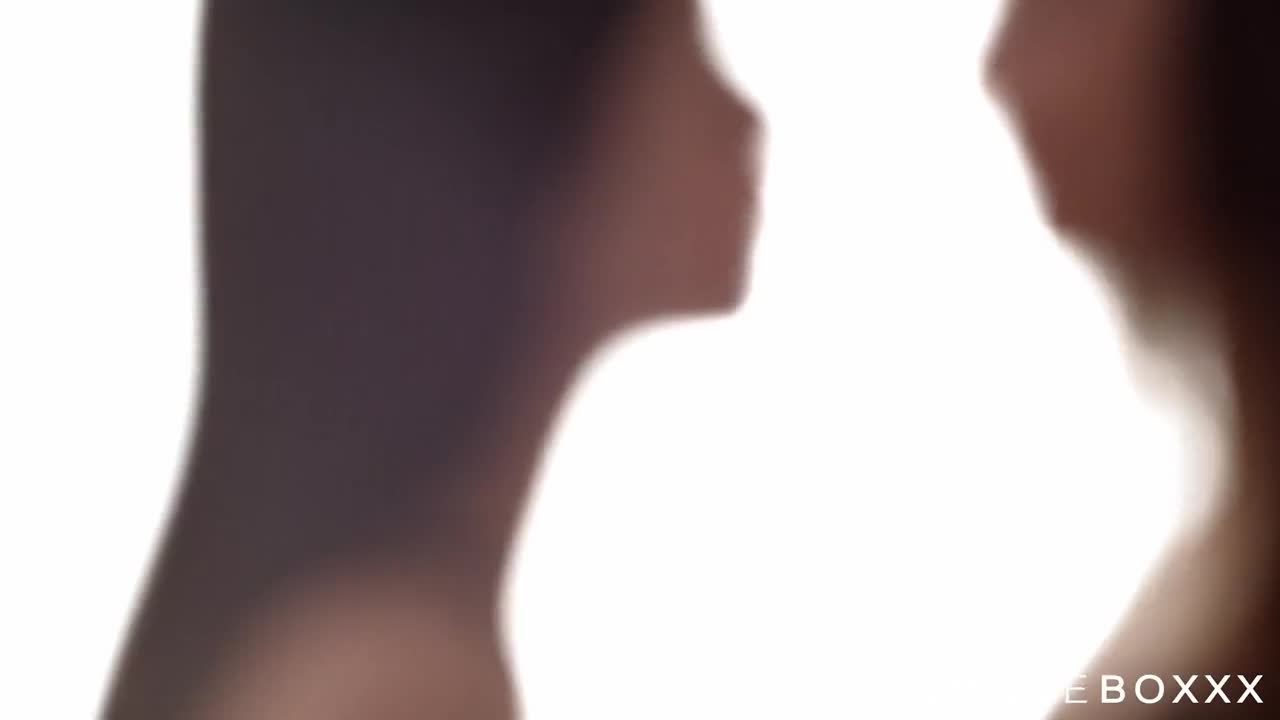 TheWhiteBo Martina Smeraldi And Sara Diamante WRB - Porn video | ePornXXX