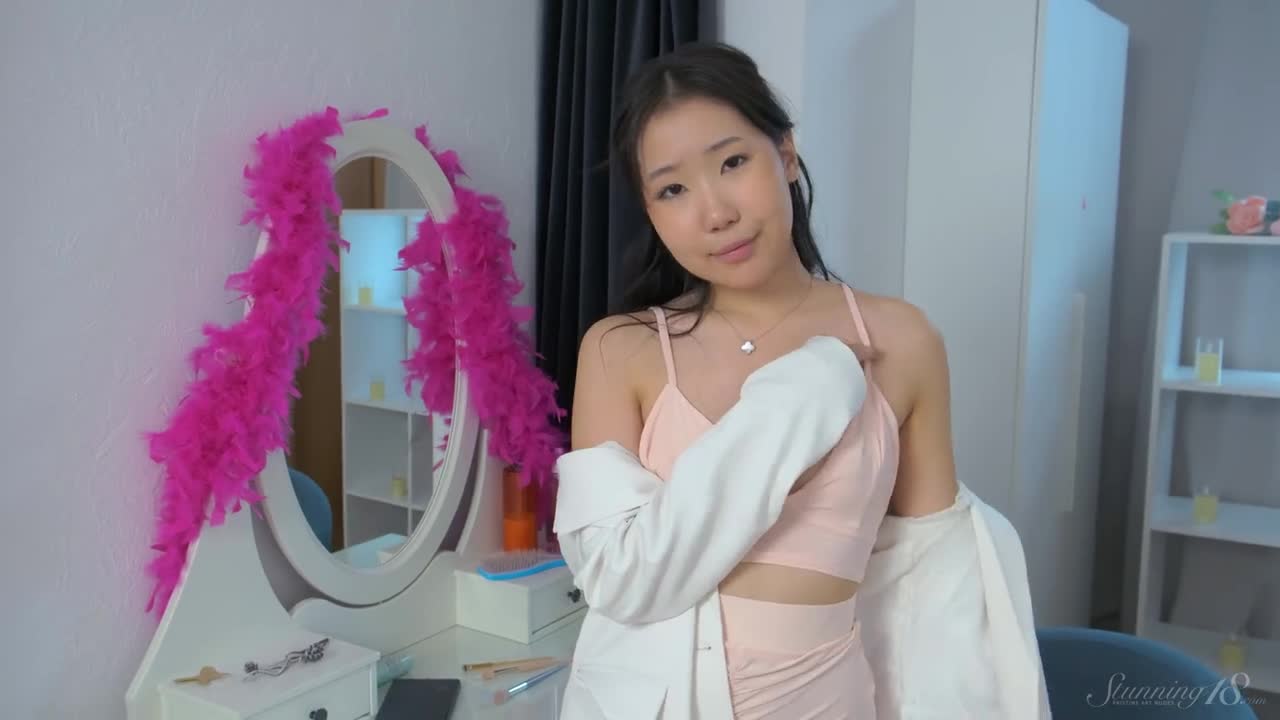 Stunning Anna Abit Break At The Stylists WRB - Porn video | ePornXXX