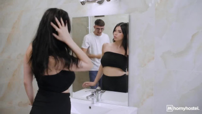 HornyHostel Lexi Montana WRB