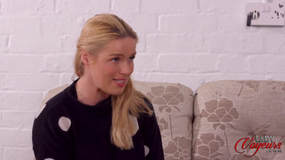 LadyVoyeurs Lottie Lalay Blue Ball Therapy WRB