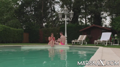 MariskaX Sandy Lou Fucked Outdoor LEWD