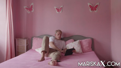 MariskaX Sahara Knite Is Fucked By Her Boyfriend LEWD
