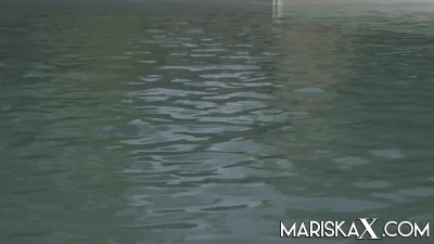 MariskaX Nikky Clarisse And Hete Tina Threesome Fucking On The Lawn LEWD