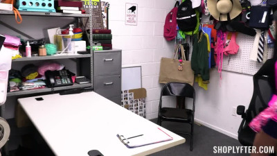 Shoplyfter Bianca Bangs The Deal Maker WRB