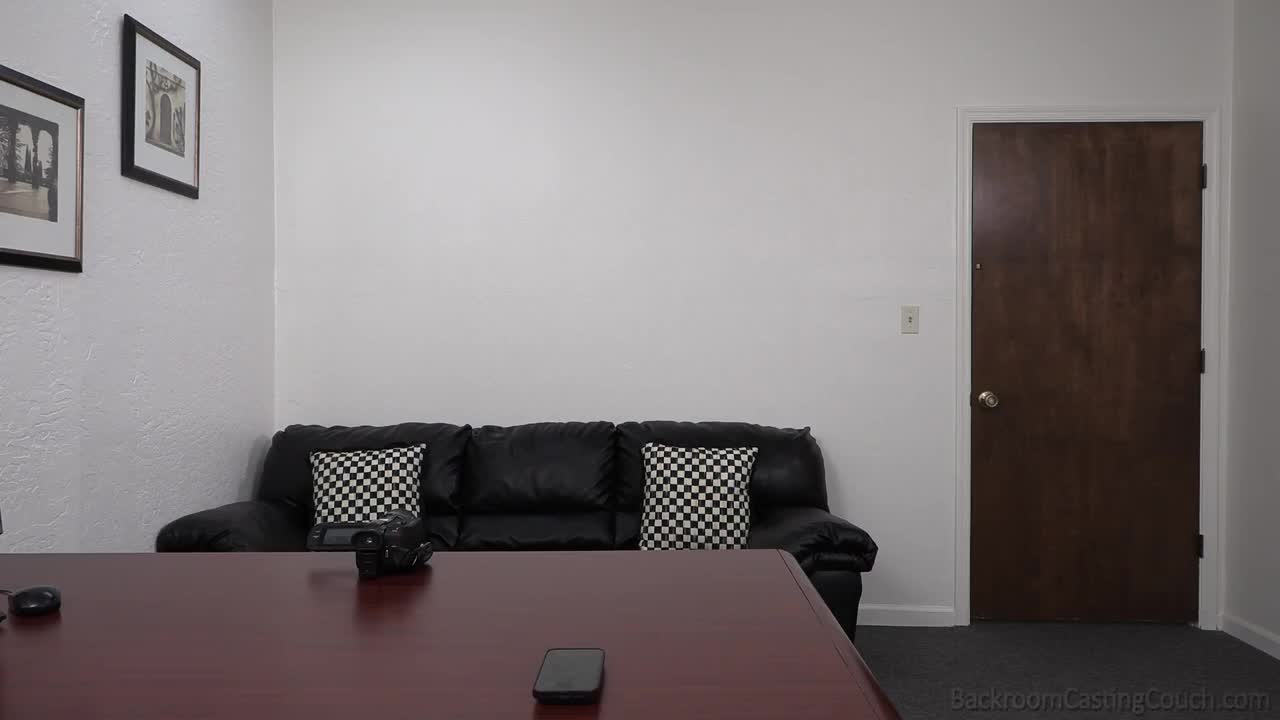 BackroomCastingCouch Sunni ORGASMS - Porn video | ePornXXX