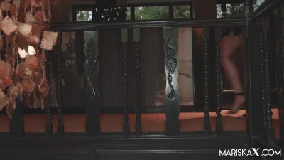MariskaX Alice Martin And Clea Gaultier Caught Cheating But Joined The Fun LEWD