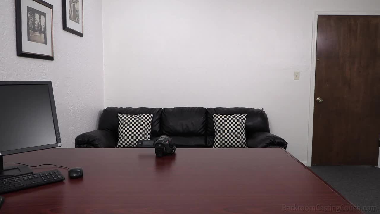 BackroomCastingCouch Annie ORGASMS - Porn video | ePornXXX