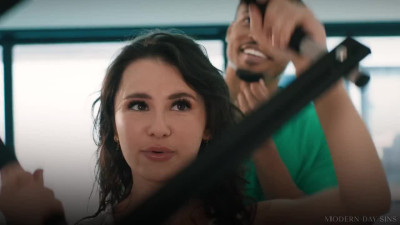 ModernDaySins Liz Jordan Pulling Up To Get Down VSEX