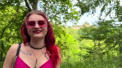 JacquieETMichelTV Trixy Loves Nature PP