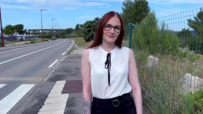 JacquieEtMichelTV Lavyana Years Old Salesperson In Lille PP